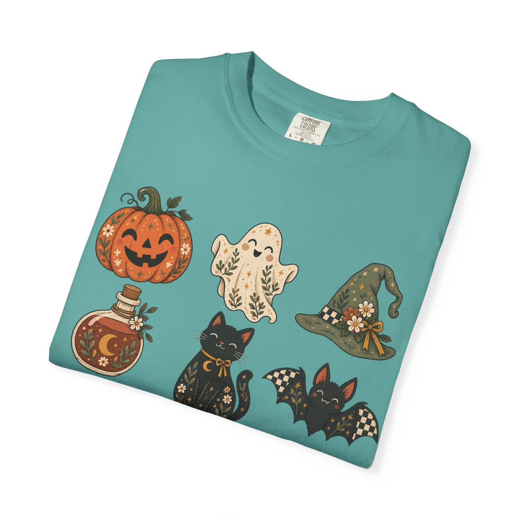 Halloween-Icons T-Shirt — Niedliches Retro-T-Shirt mit Kürbissen, Geist, Katze & Totenkopf