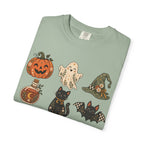 Halloween-Icons T-Shirt — Niedliches Retro-T-Shirt mit Kürbissen, Geist, Katze & Totenkopf
