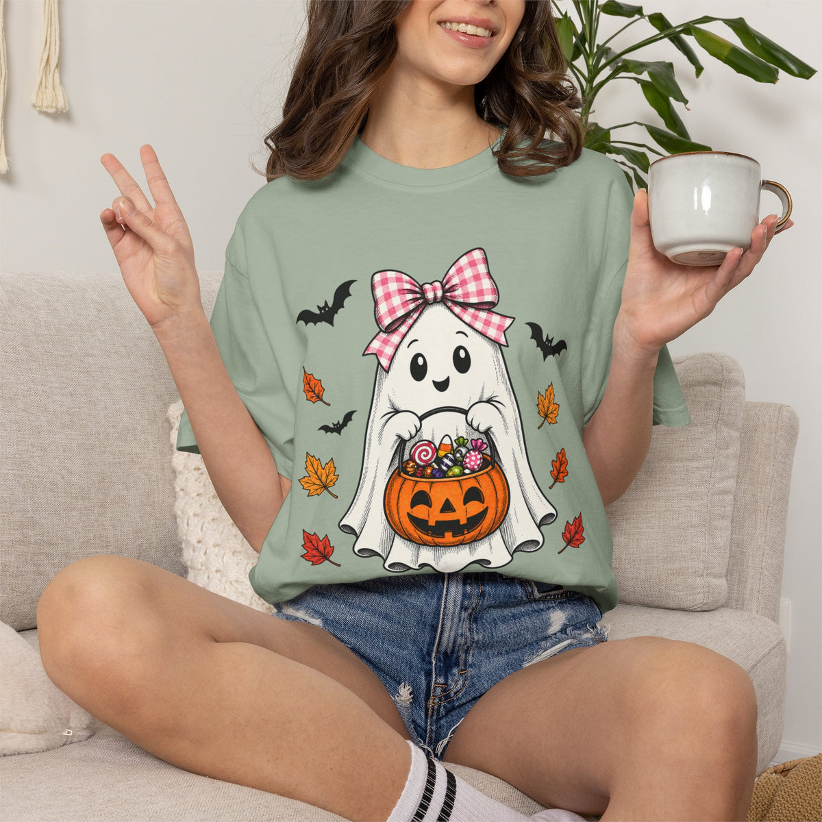 Cute Halloween Ghost T-Shirt — Trick-or-Treat Pumpkin & Bats