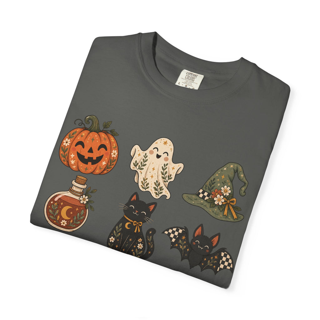 Halloween-Icons T-Shirt — Niedliches Retro-T-Shirt mit Kürbissen, Geist, Katze & Totenkopf