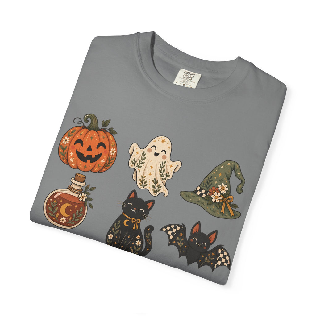 Halloween-Icons T-Shirt — Niedliches Retro-T-Shirt mit Kürbissen, Geist, Katze & Totenkopf