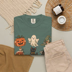 Halloween-Icons T-Shirt — Niedliches Retro-T-Shirt mit Kürbissen, Geist, Katze & Totenkopf